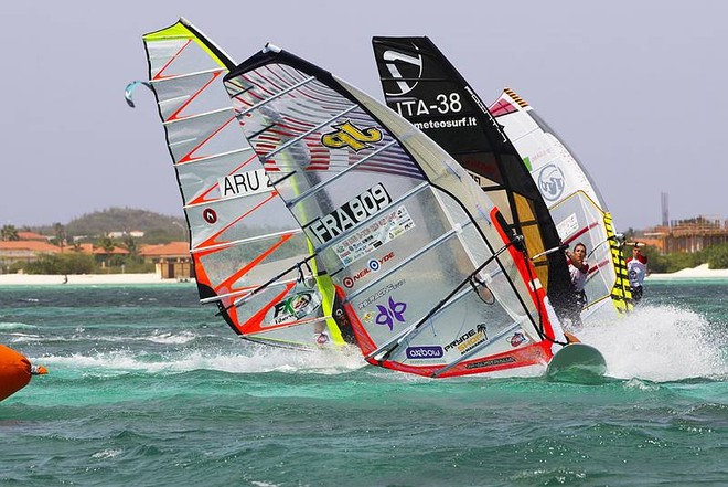 Fanny Aubet leads the pack - Aruba Hi Winds Grand Slam 2011 © PWA World Tour http://www.pwaworldtour.com